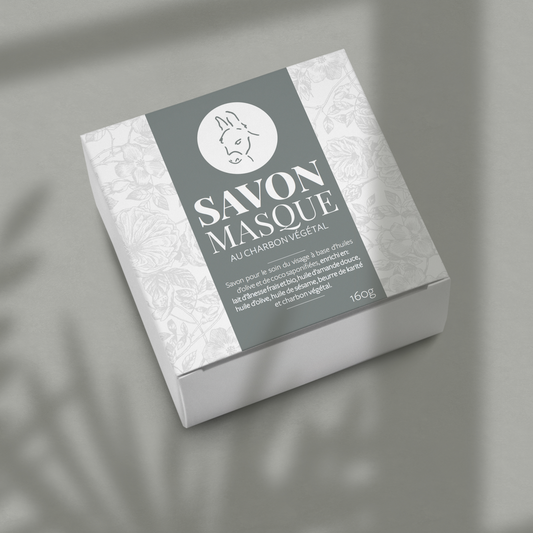 Savon masque au charbon végétal, enrichi en lait d'ânesse frais et bio. Fabrication artisanale. Format économique: 160gr.